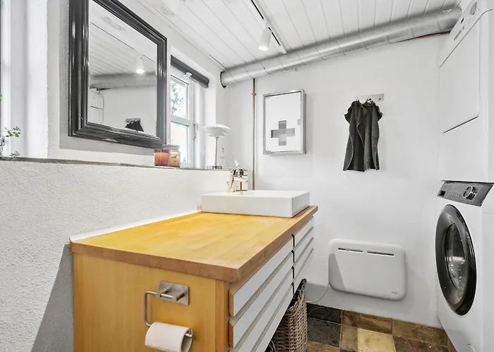 Holiday home Stunning In Norre Nebel