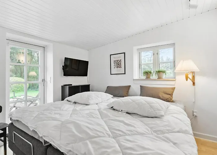 Holiday home Stunning In Norre Nebel